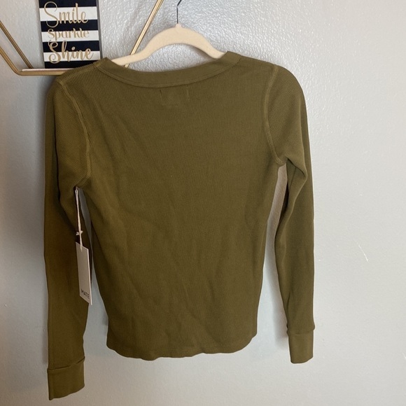 MATE The Label Organic Thermal Crew Neck NWT Size XS in Moss Green SOLD OUT - Picture 6 of 6